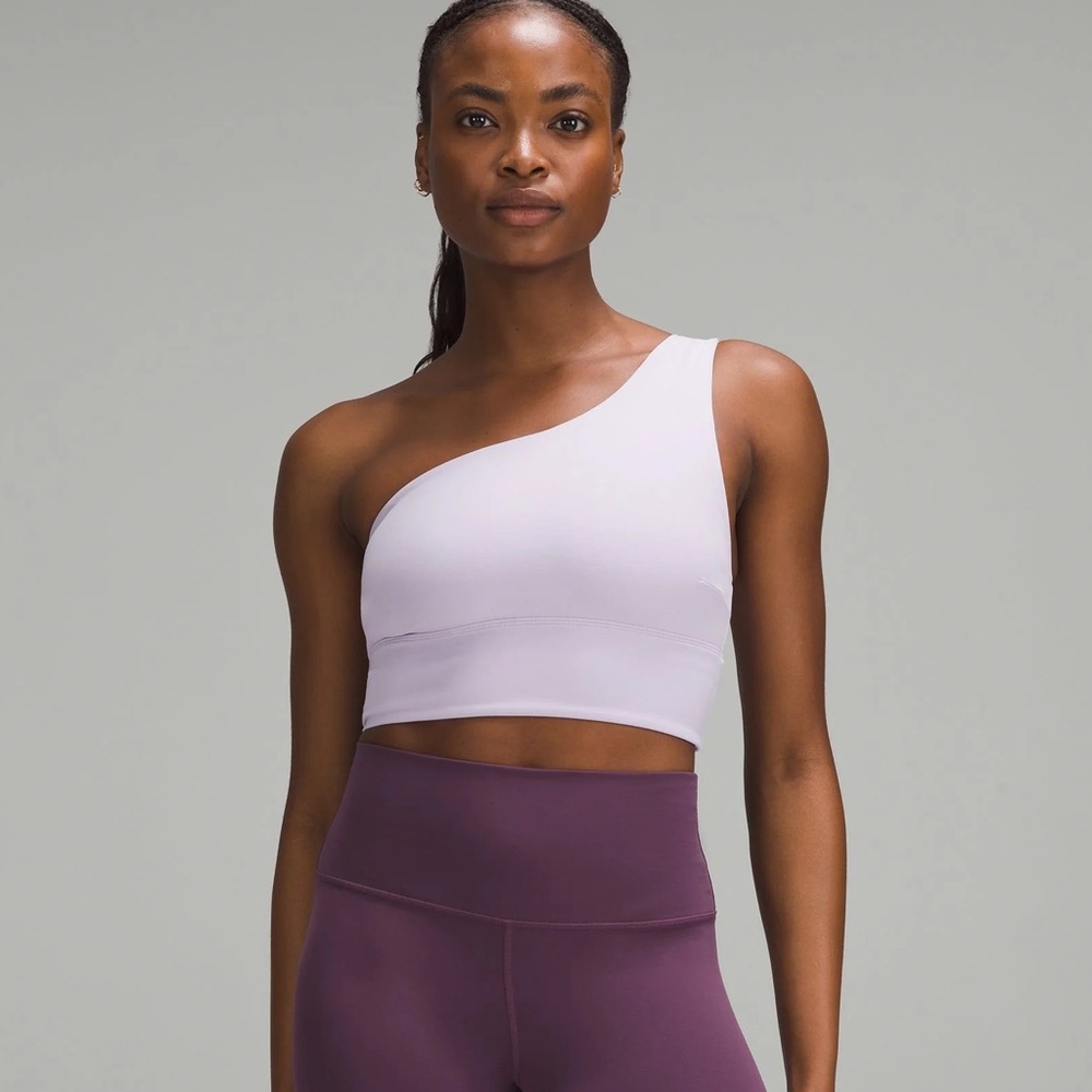 Light purple LuLulemon sports bra one shoulder